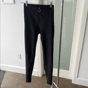 ALO Yoga Black High-Rise Leggings with Ring Zip